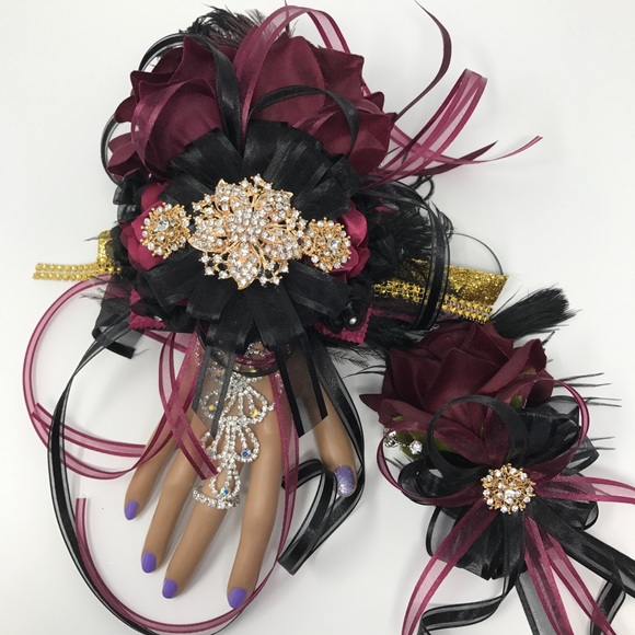 Stretch Rhinestone Slave Bracelet, Hand Chain- - Picture 2 of 2